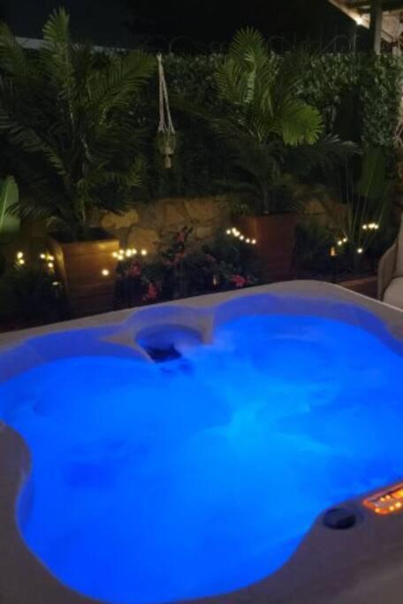 The Ritz Spa Sanctuary Hot Tub/Patio/Fam/Pet ラスクルーセス エクステリア 写真
